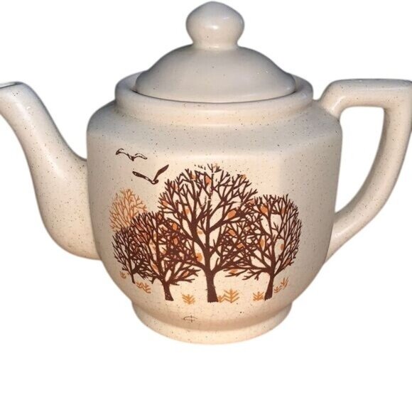 Vintage Ceramic Teapot With Lid - Picture 1 of 11